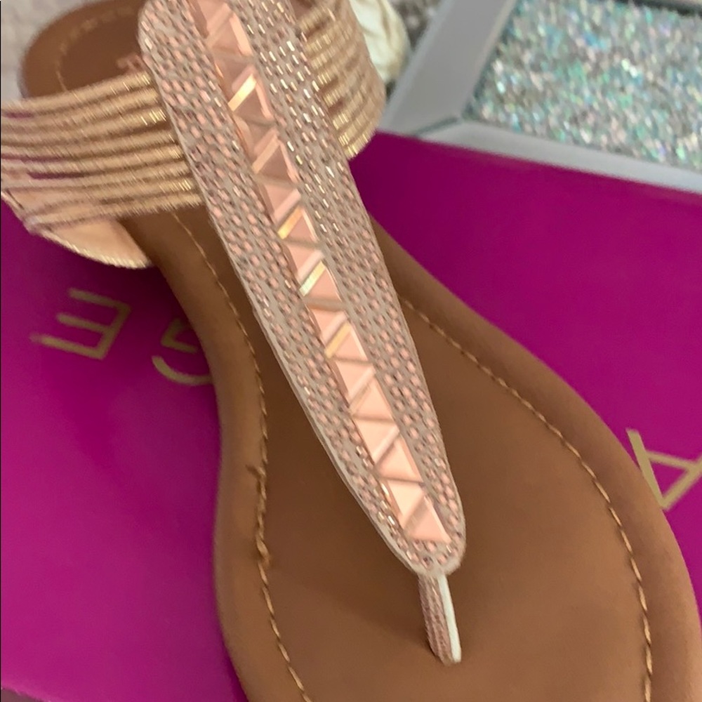 NIB RAMPAGE RAM CANALA ROSE GOLD SANDALS SIZE 8 - Picture 2 of 4
